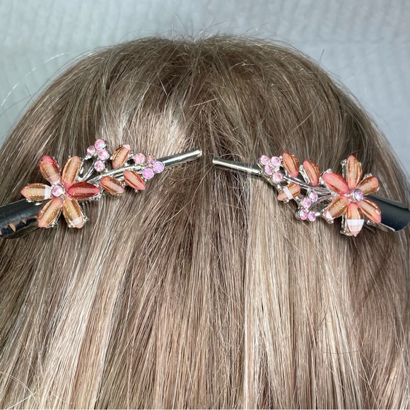Accessories - Crystal Floral Beaded Alligator Hair Clips Set Of Two Pink Silver Tone NEW